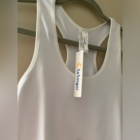White compression tank top, one size, La Linger - Picture 2 of 3